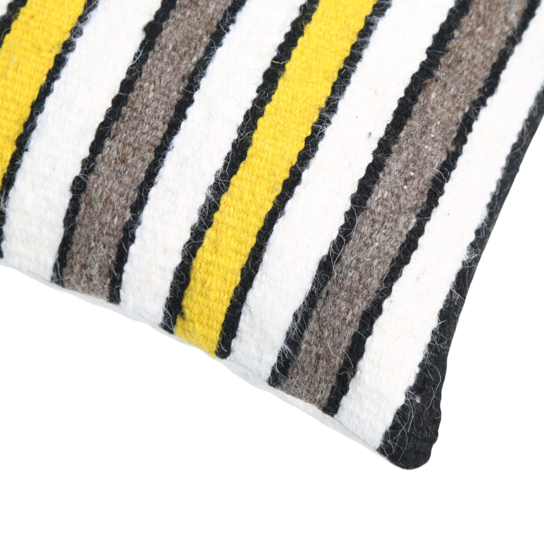 Coussin en laine Solea Lines 45×45 cm – Fait Main
