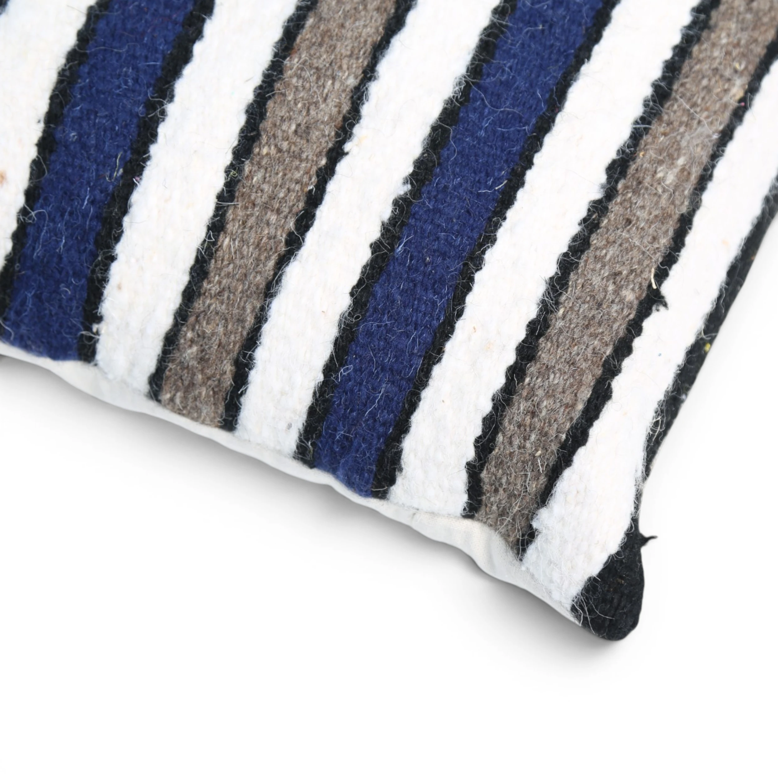 Coussin en laine Solea Lines 45×45 cm – Fait Main